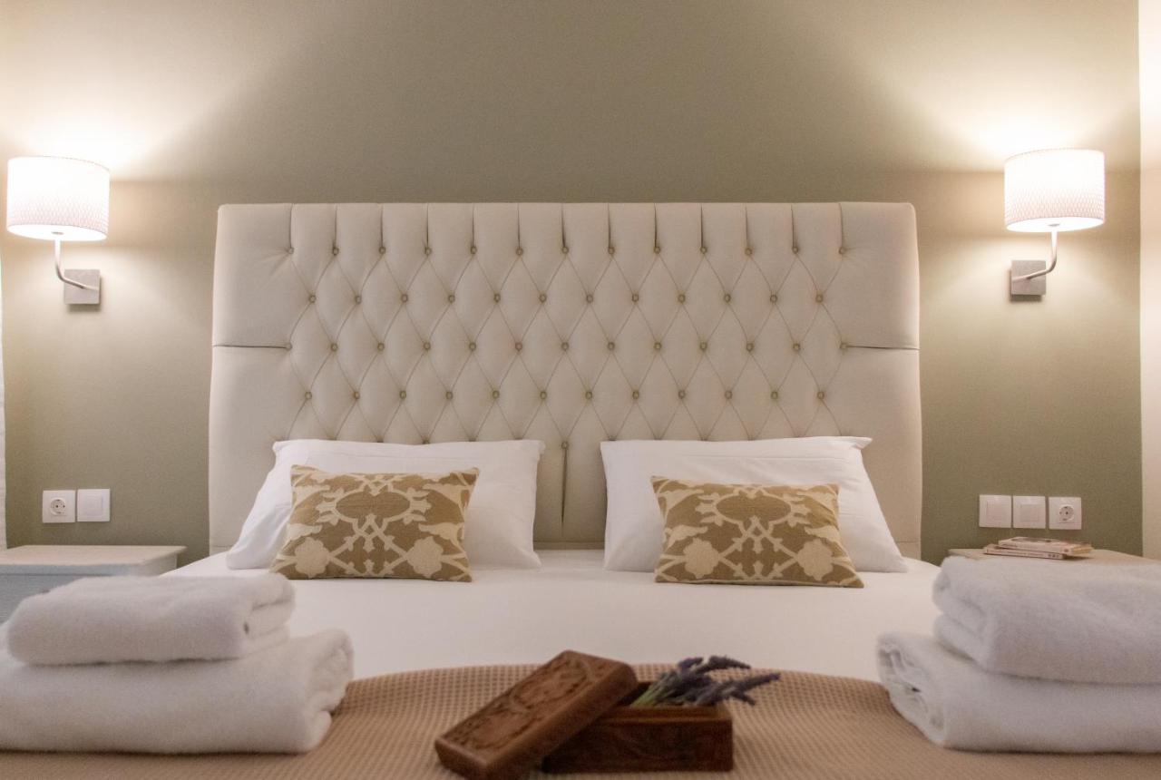 Helen Hotel 포로스타운 외부 사진